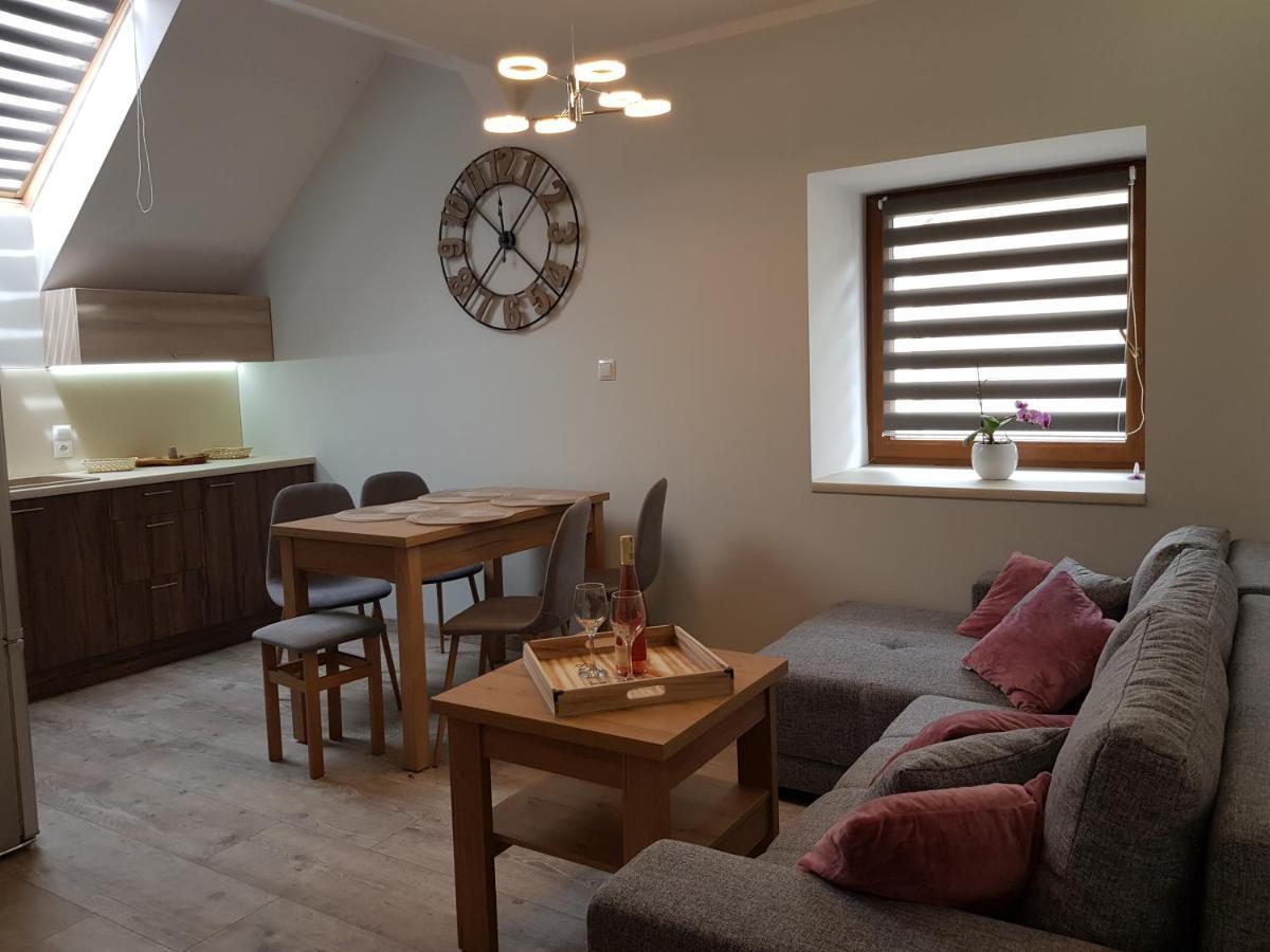 ילנייה גורה Apartament Komarno II מראה חיצוני תמונה